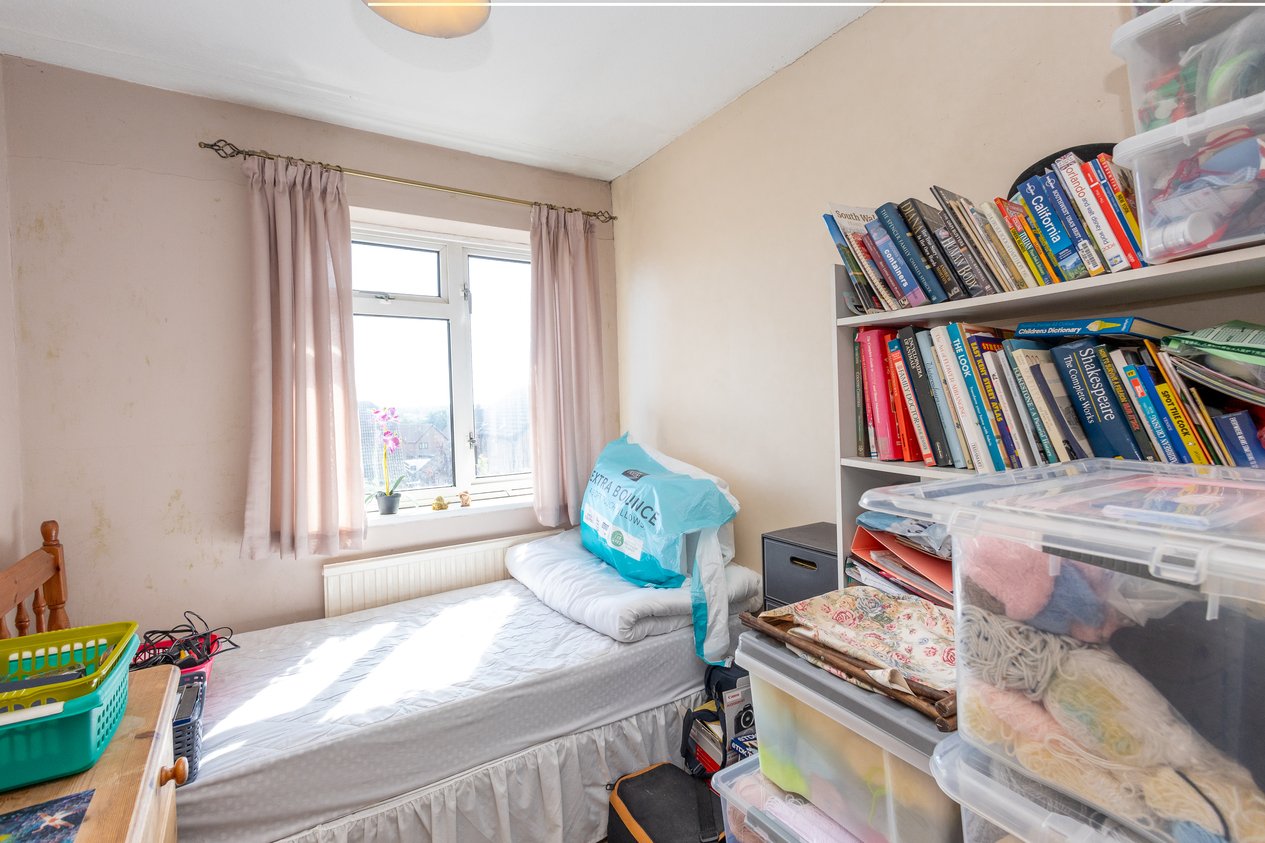 Properties Under Offer in Linksway Folkestone
