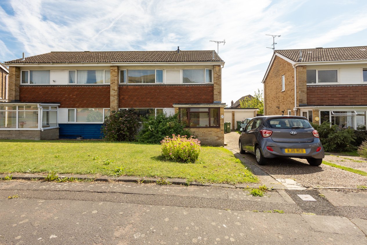 Properties Under Offer in Linksway Folkestone