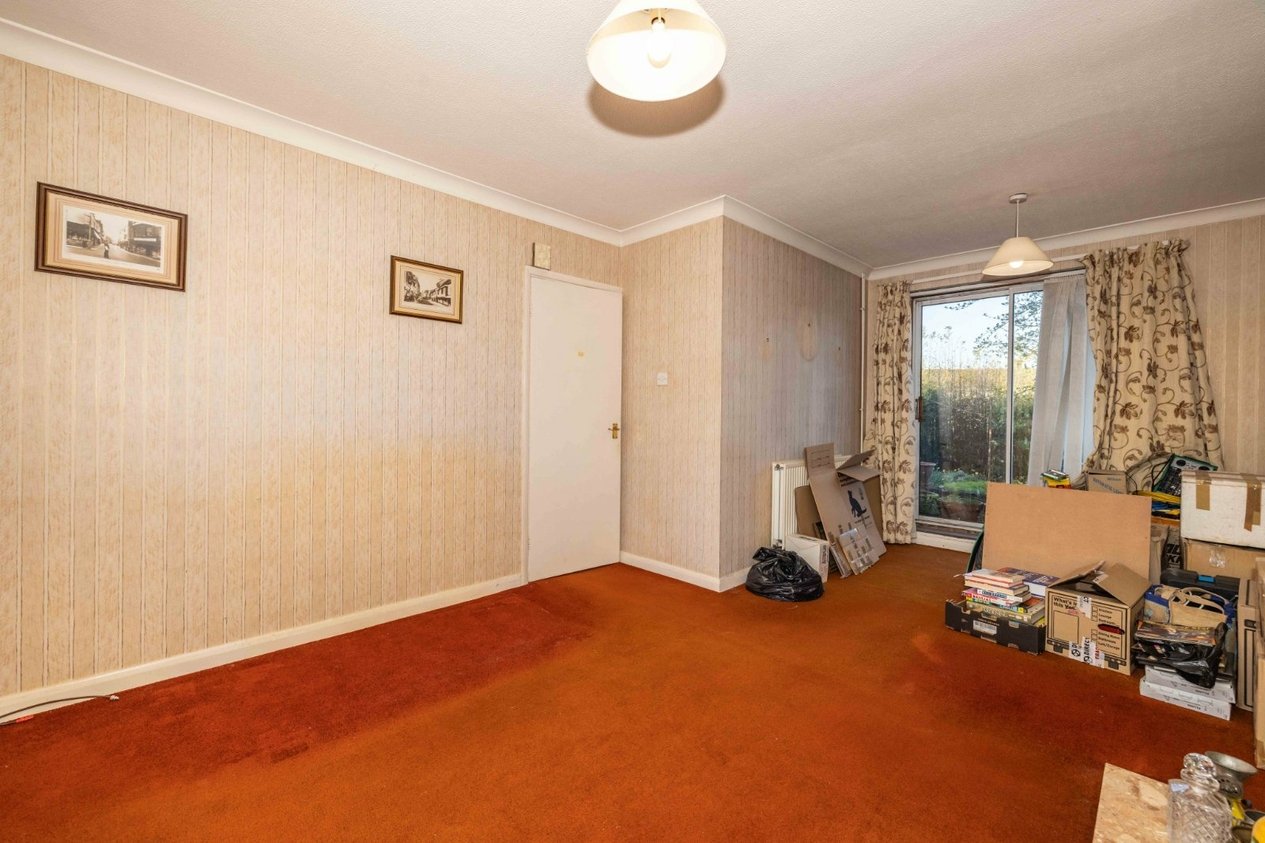 Properties Under Offer in Lion Field Faversham