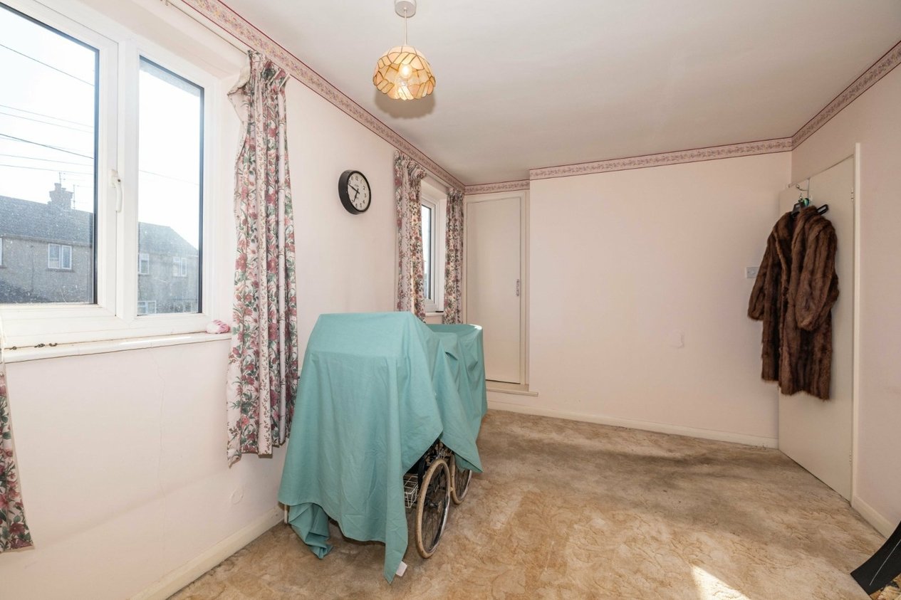 Properties Under Offer in Lion Field Faversham
