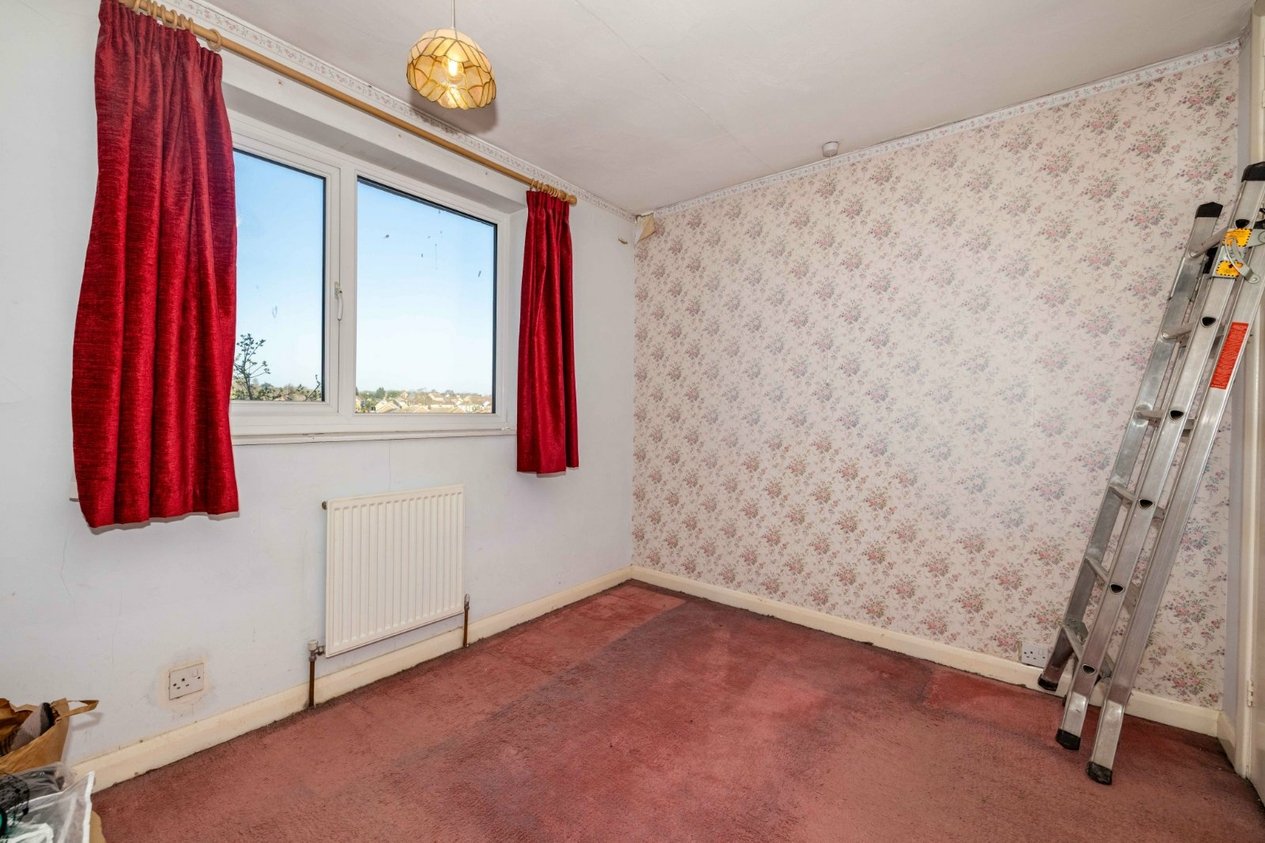 Properties Under Offer in Lion Field Faversham