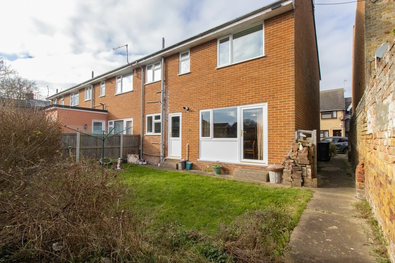 Properties Sold Subject To Contract in Livingstone Road  Broadstairs