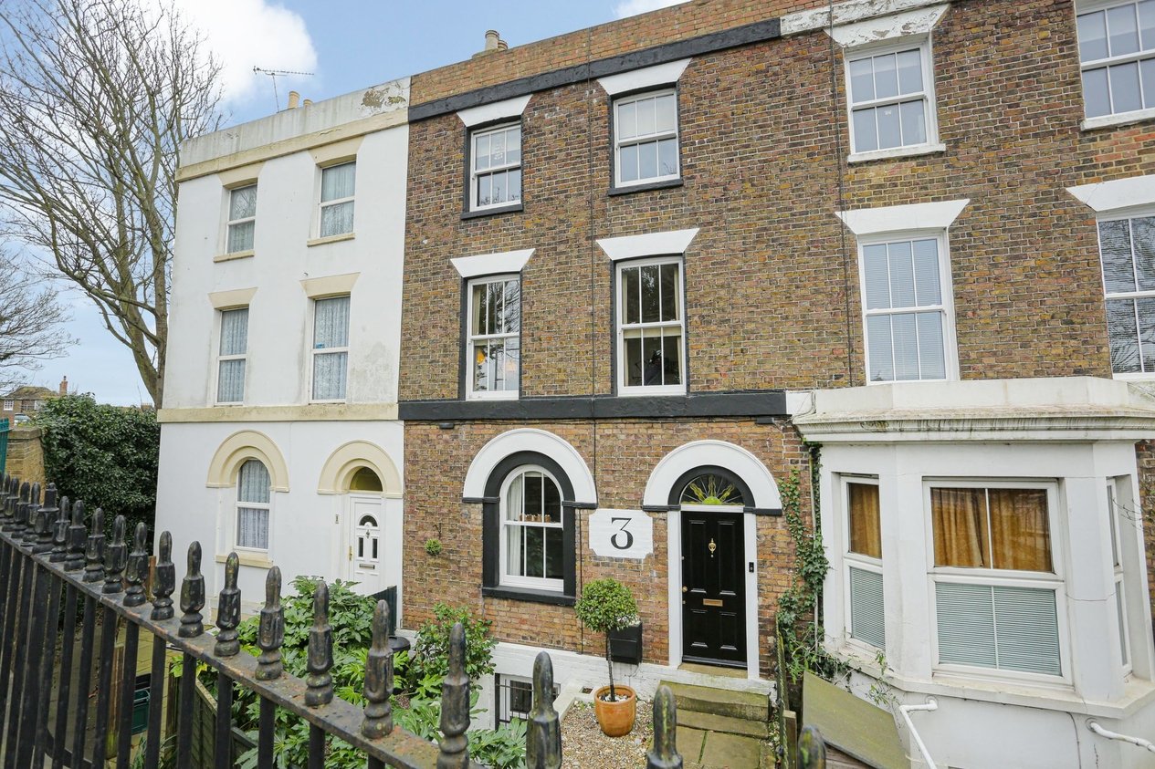 Properties For Sale in London Road  Deal