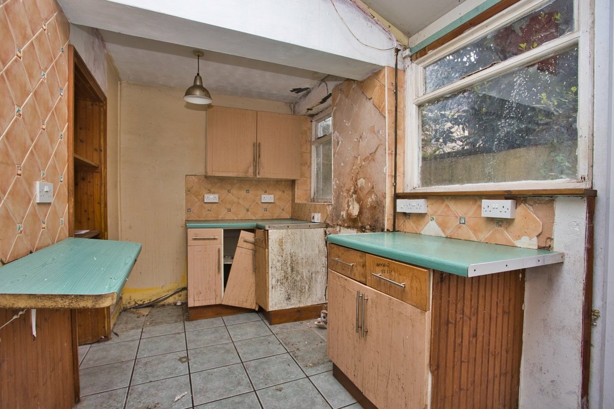 Properties For Sale in London Road Dover