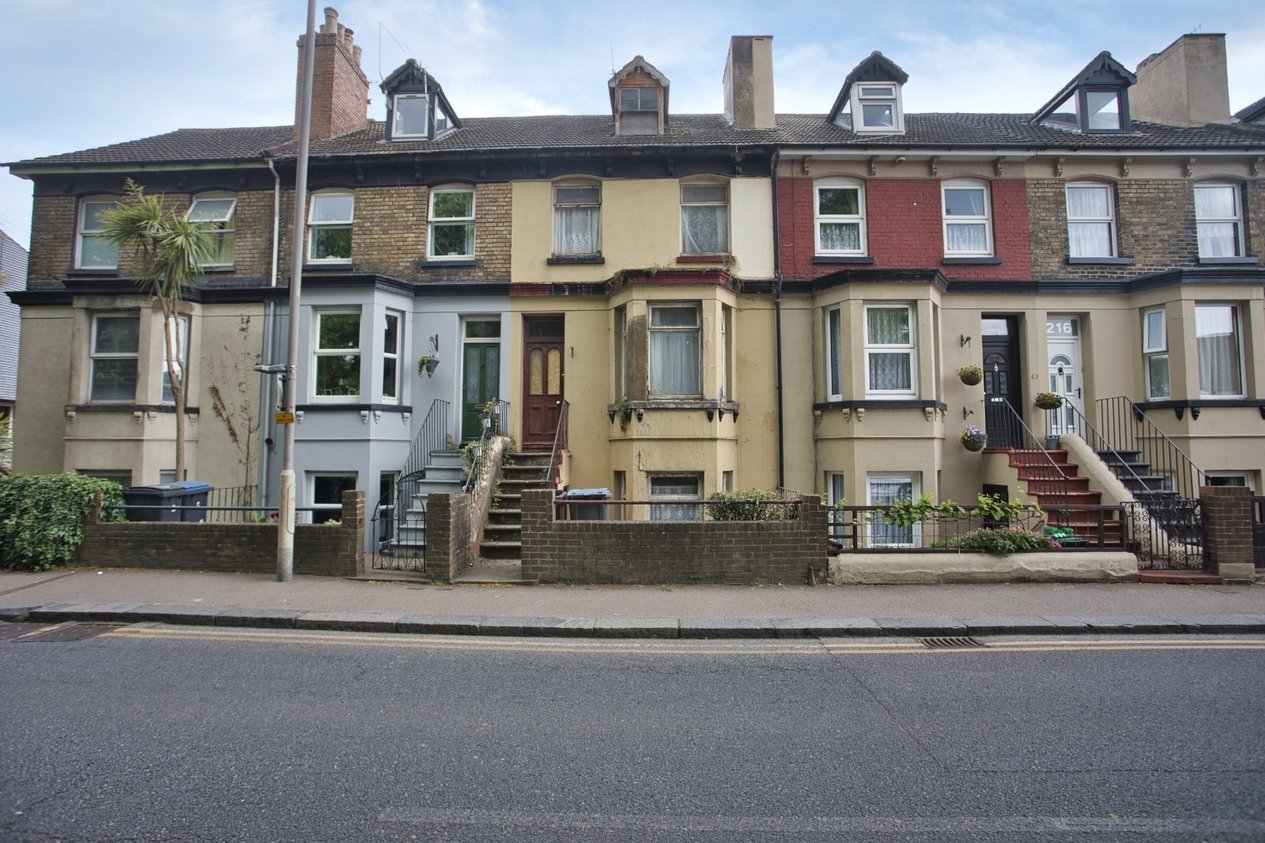 Properties For Sale in London Road Dover