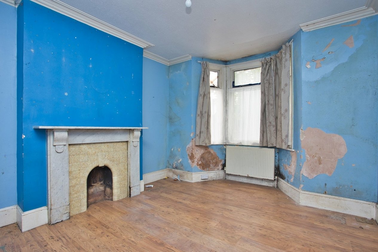 Properties For Sale in London Road Dover