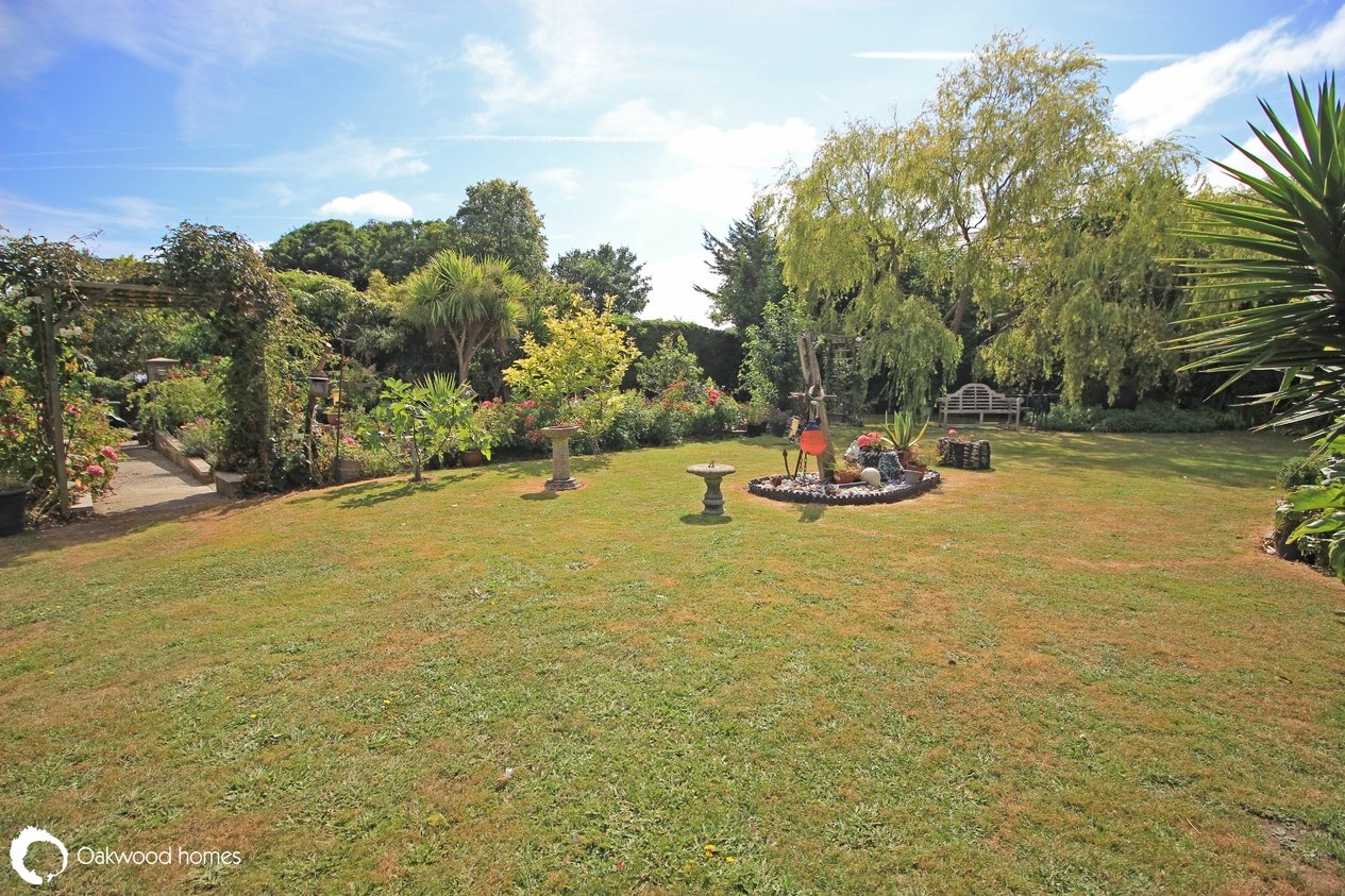 Properties For Sale in London Road 