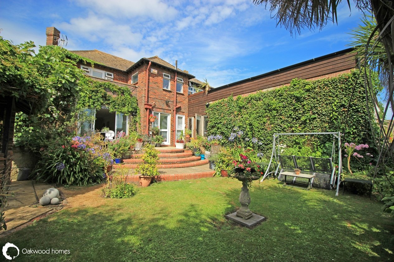 Properties For Sale in London Road 