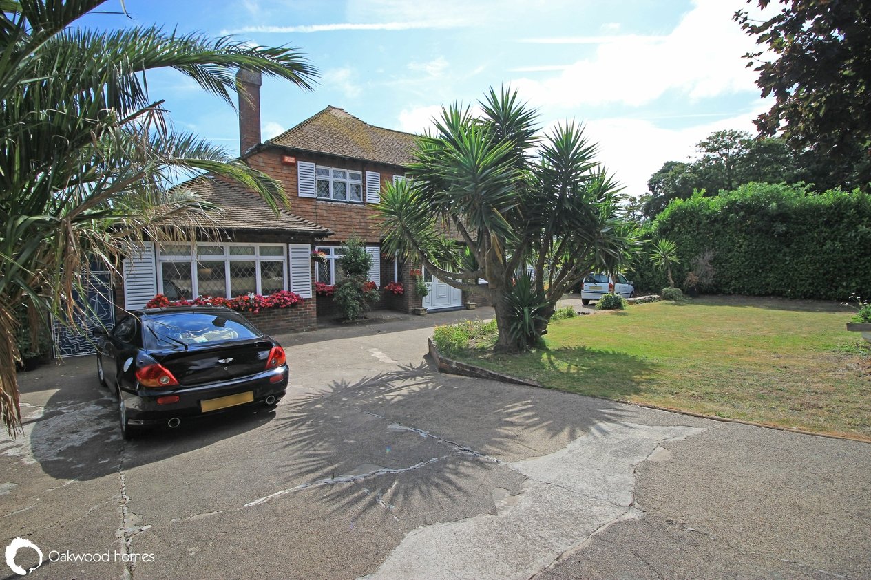 Properties For Sale in London Road 