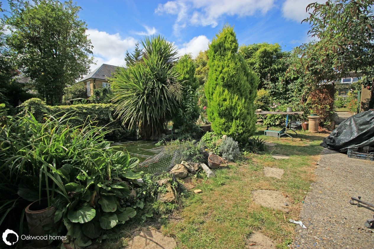 Properties For Sale in London Road 