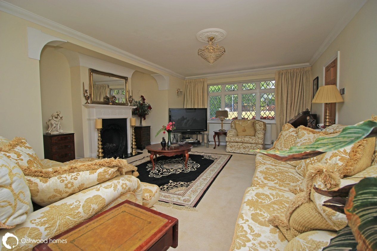 Properties For Sale in London Road 