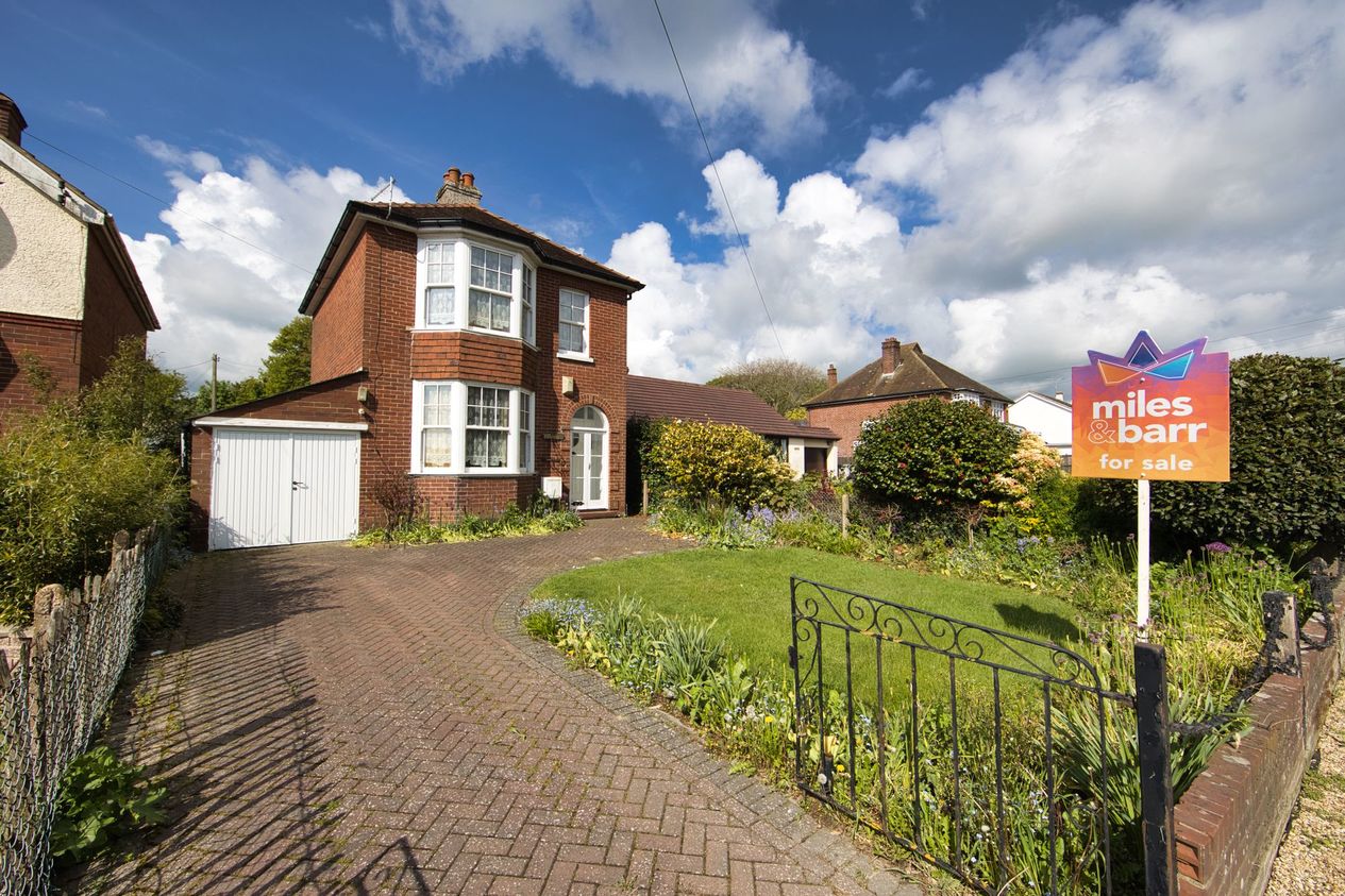 Properties For Sale in London Road  Sholden