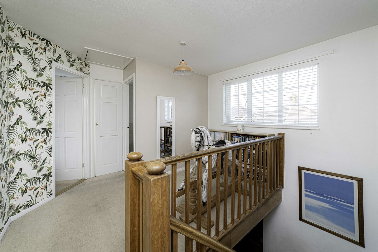 Properties Under Offer in London Road Sittingbourne