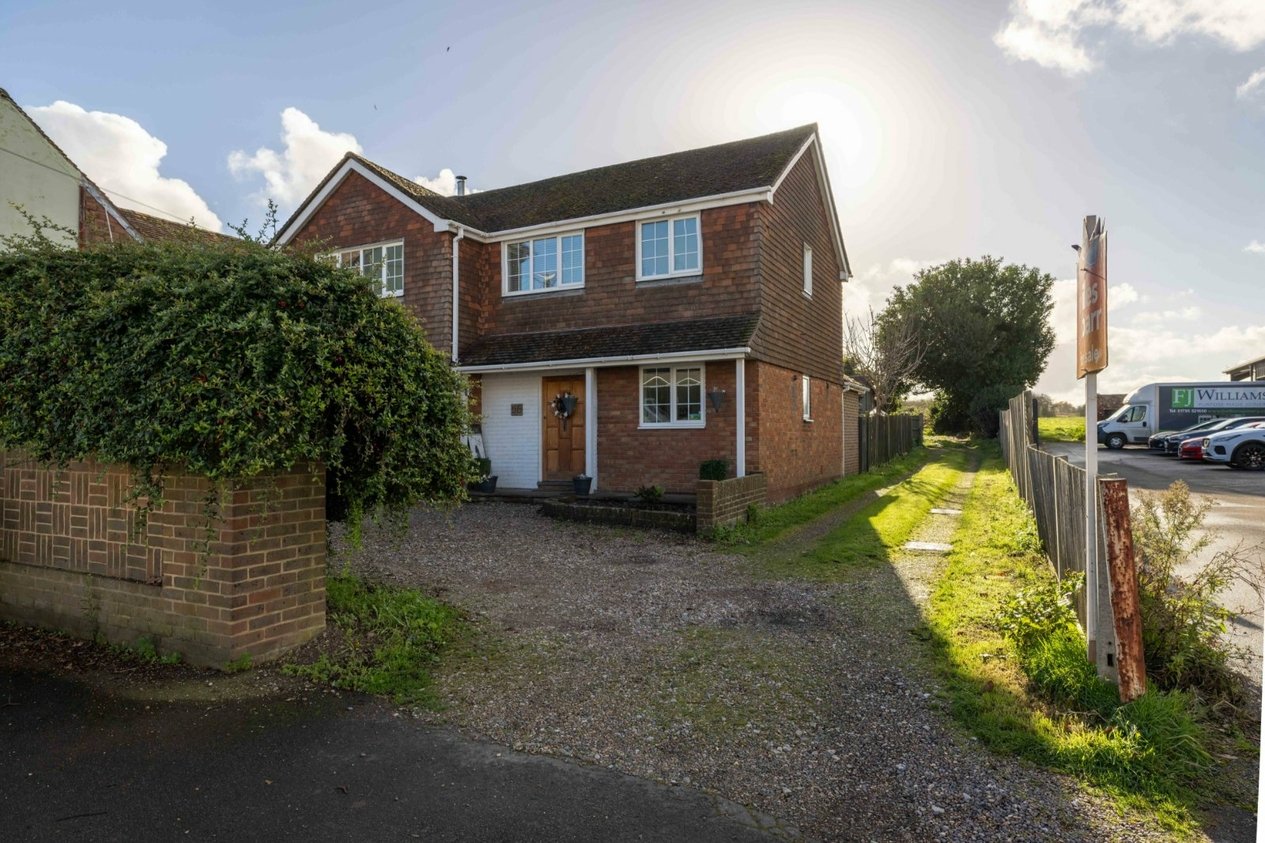 Properties Under Offer in London Road Sittingbourne
