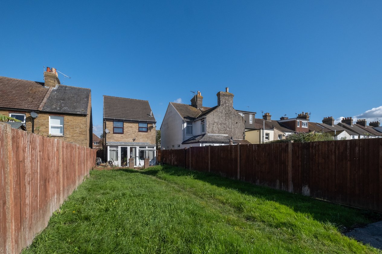 Properties For Sale in London Road Sittingbourne