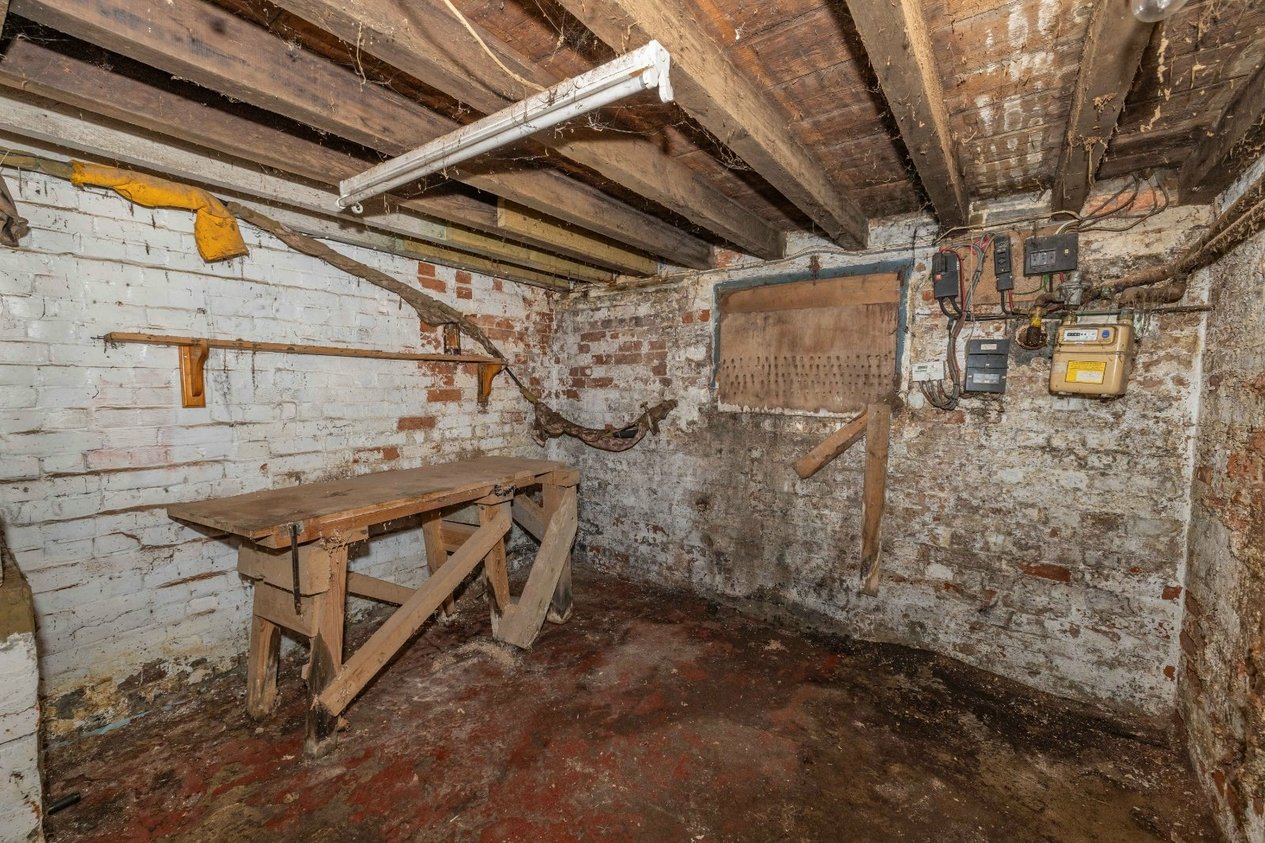Properties Under Offer in London Road Sittingbourne