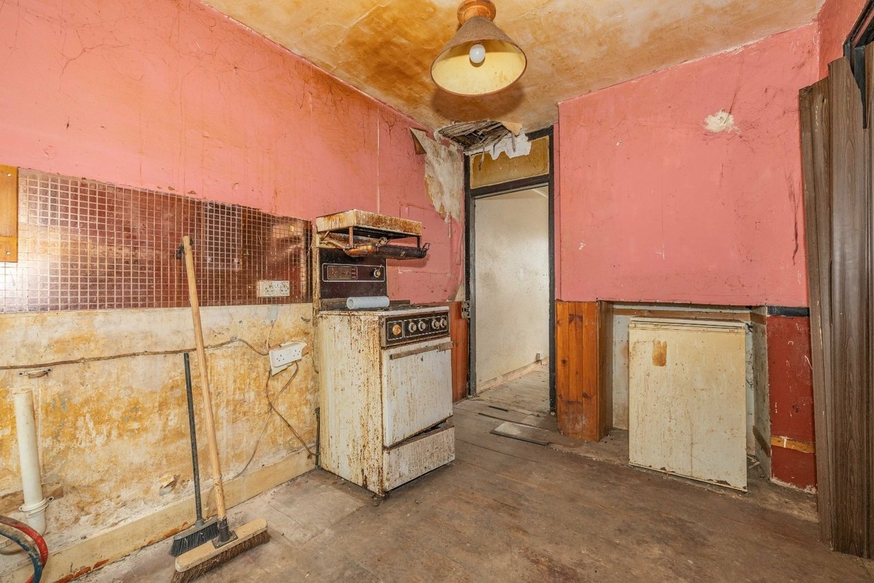 Properties Under Offer in London Road Sittingbourne