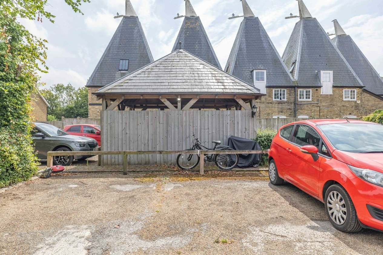 Properties For Sale in London Road Sittingbourne
