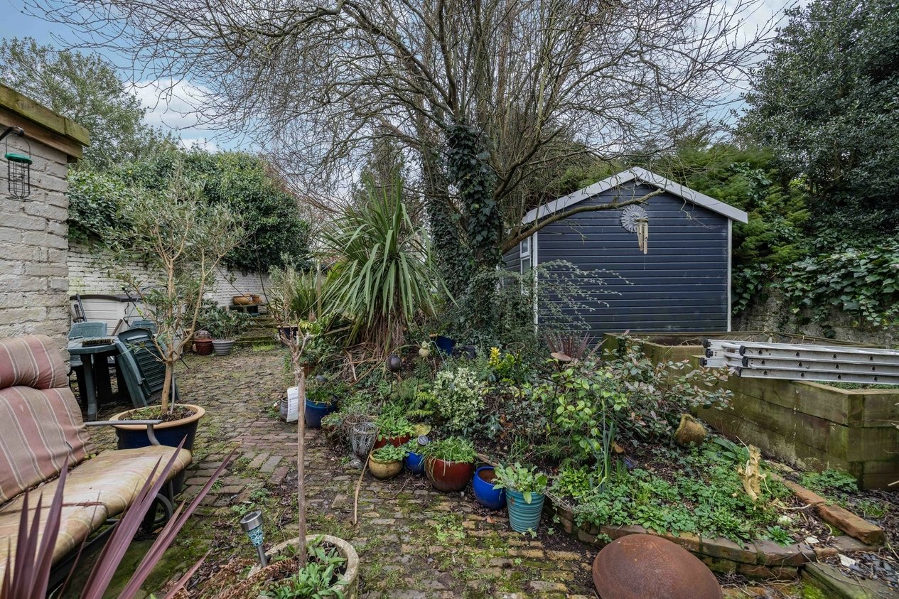 Properties For Sale in London Road  Teynham