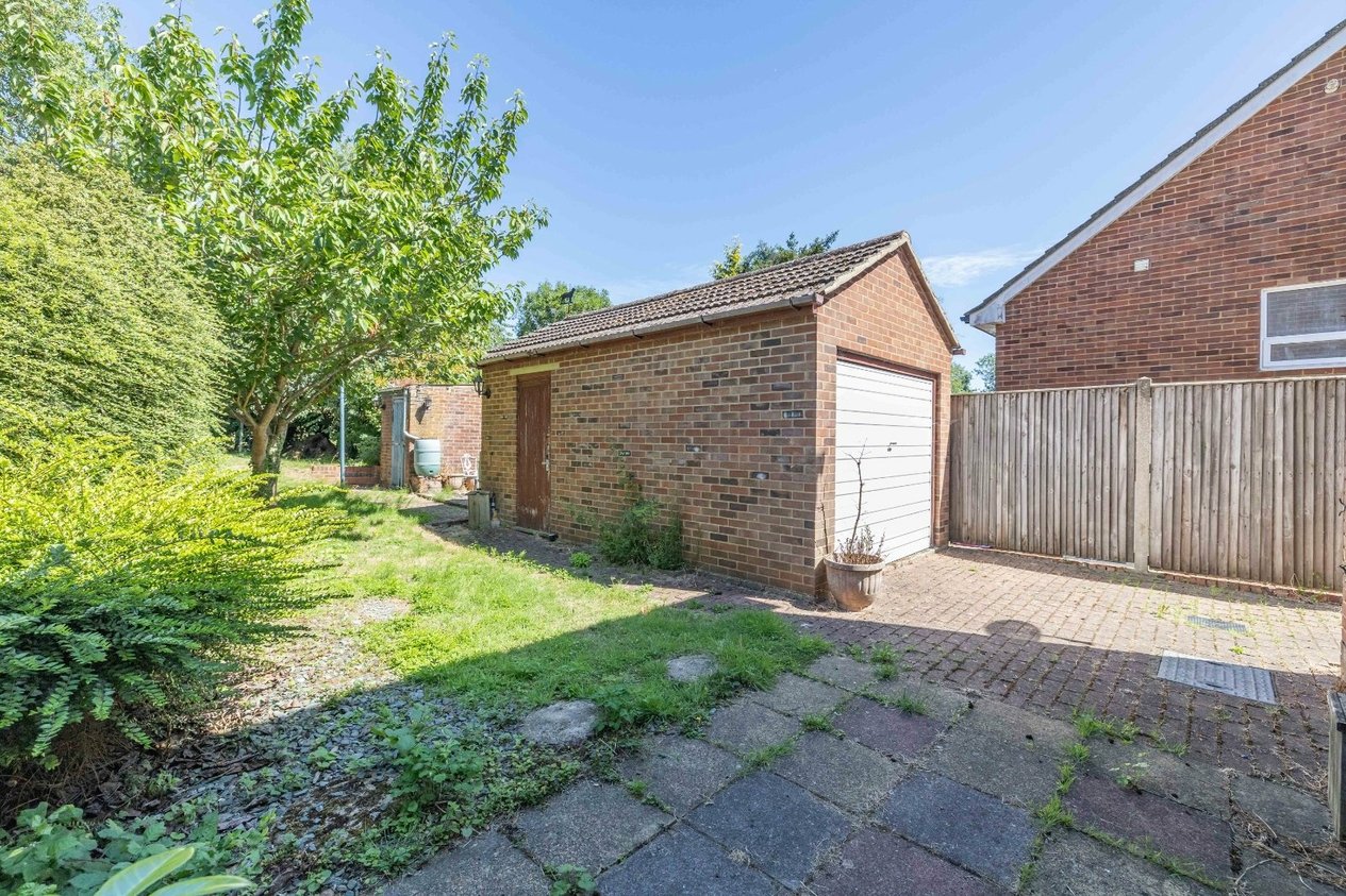 Properties Under Offer in Long Meadow Way Canterbury