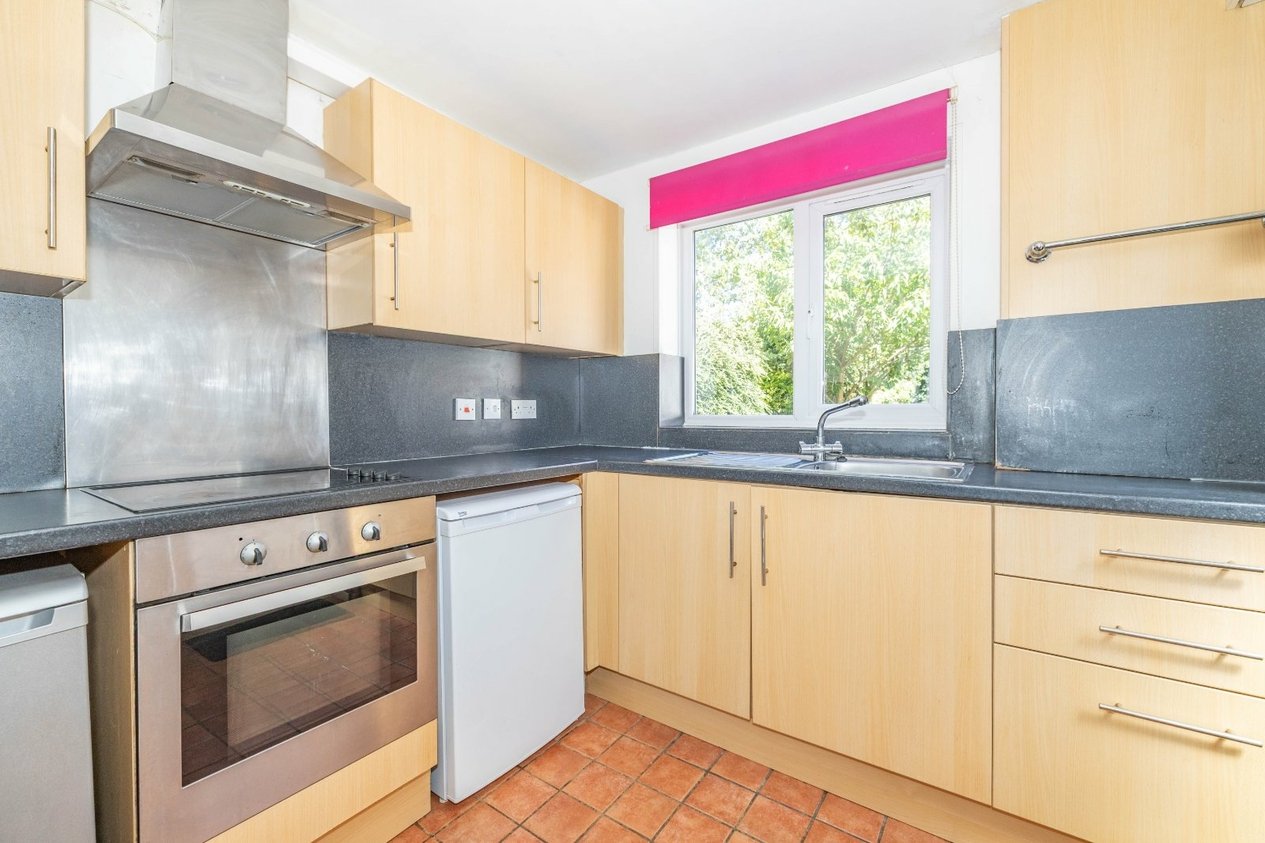Properties Under Offer in Long Meadow Way Canterbury