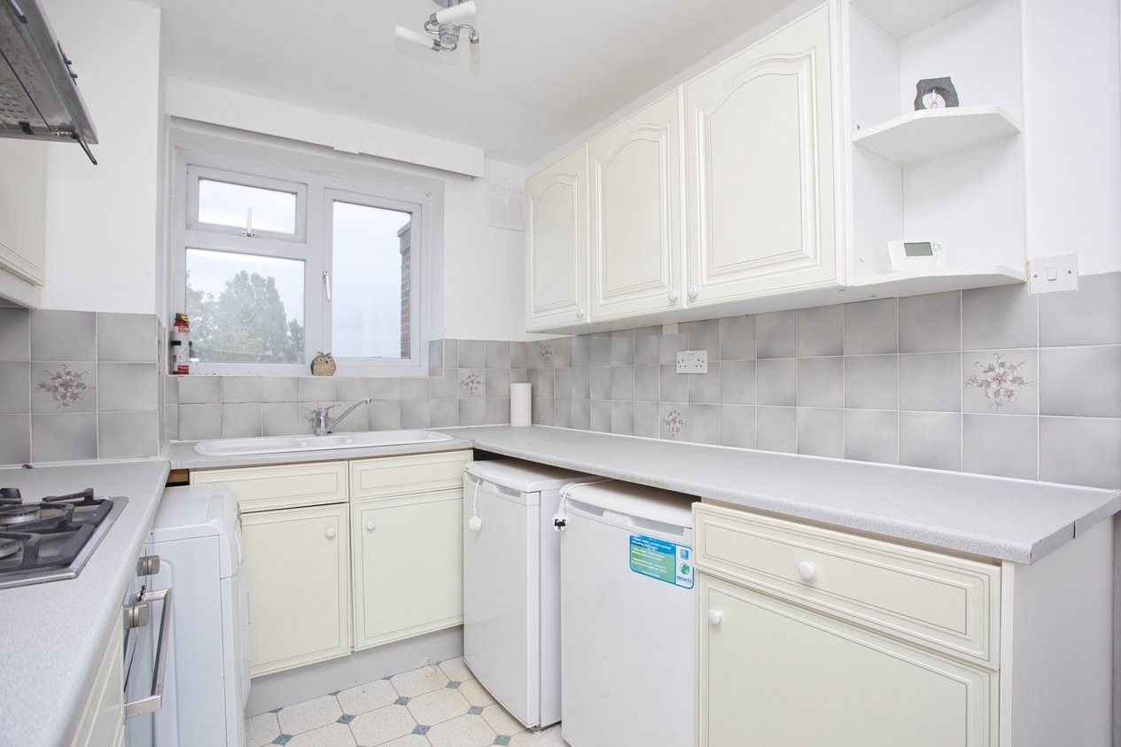 Properties Under Offer in Lord Warden Avenue Deal