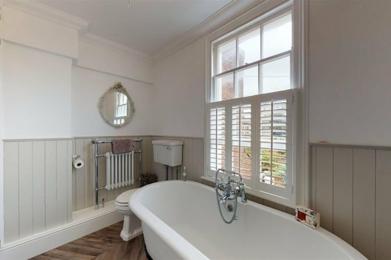Properties For Sale in Love Lane Canterbury