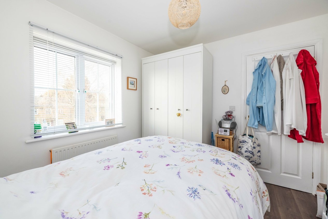 Properties Under Offer in Lower Road Faversham