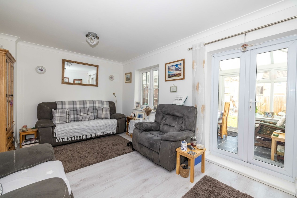 Properties Under Offer in Lower Road Faversham