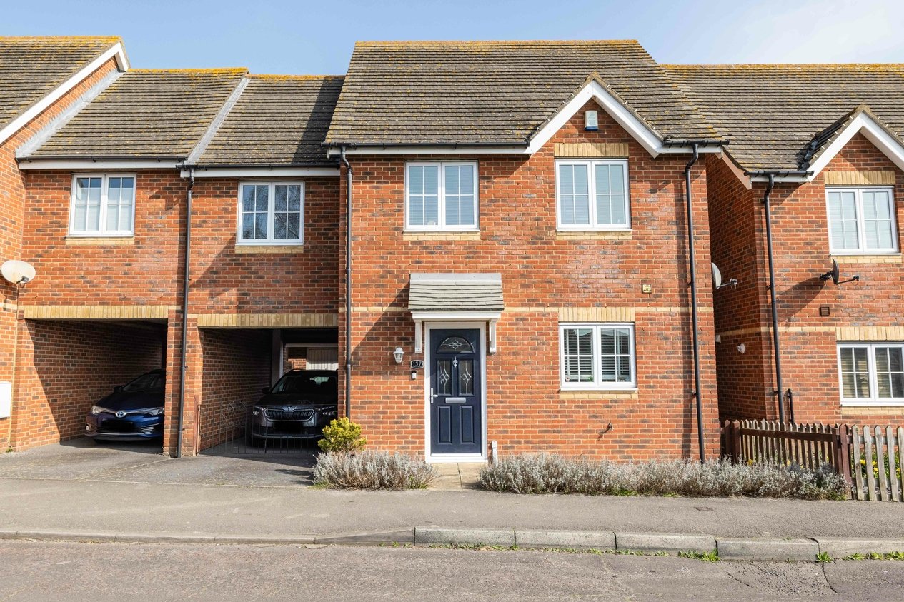 Properties Under Offer in Lower Road Faversham