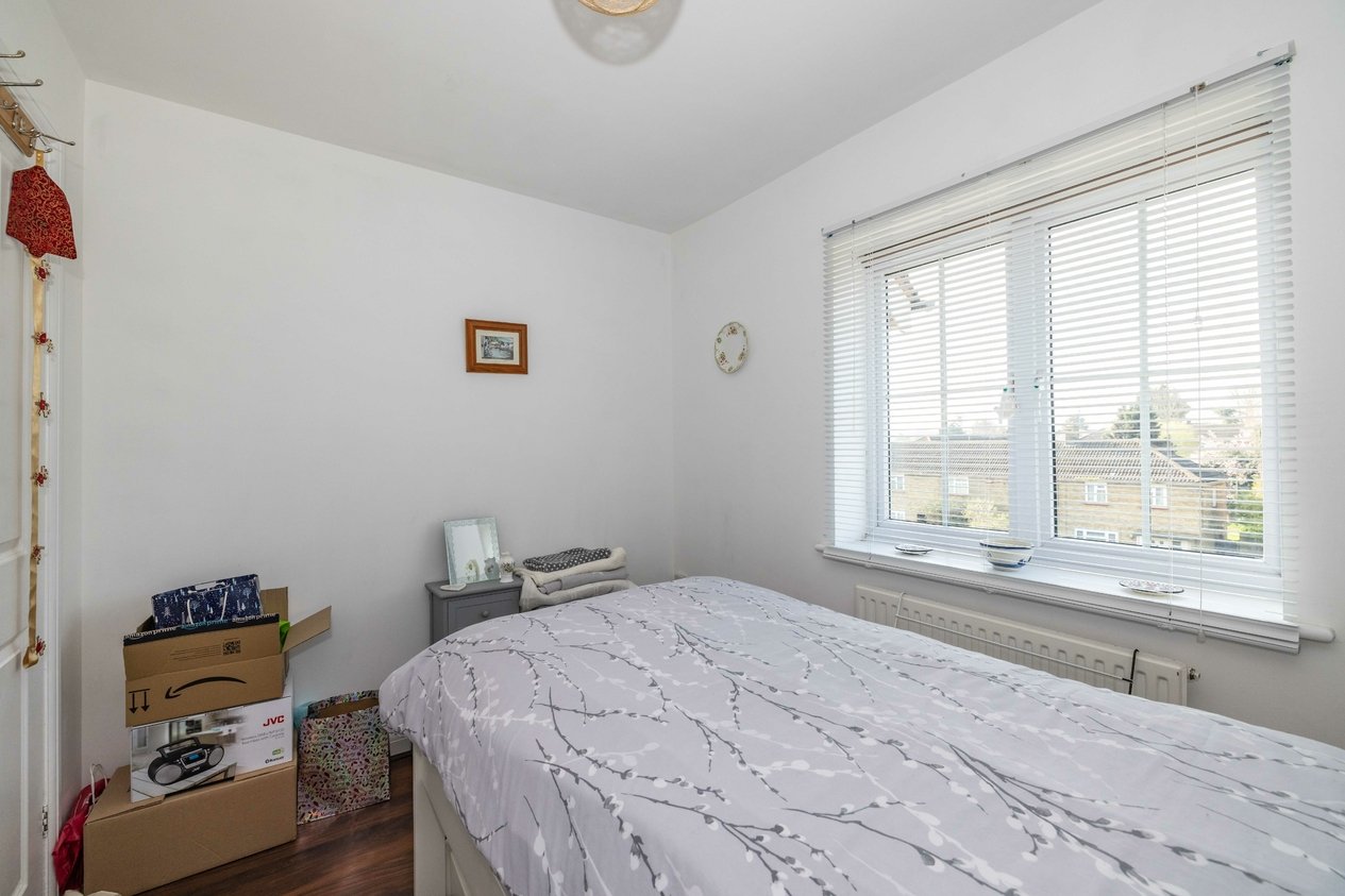 Properties Under Offer in Lower Road Faversham