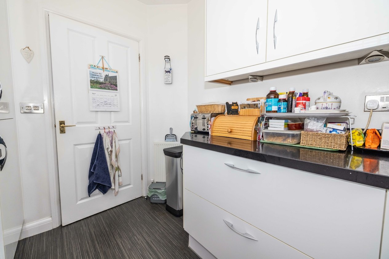 Properties Under Offer in Lower Road Faversham