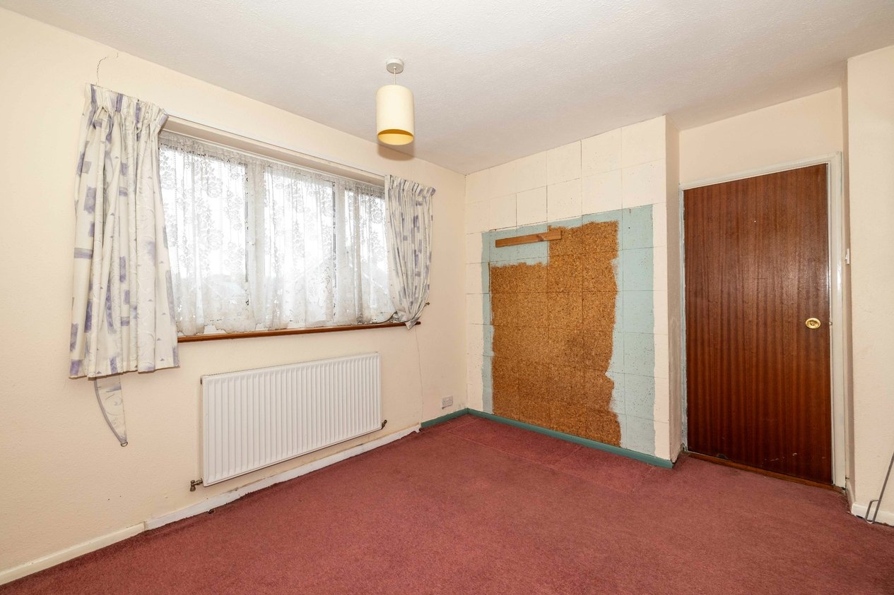 Properties Under Offer in Lower Road Faversham
