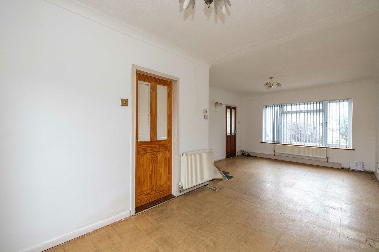Properties Under Offer in Lower Road Faversham
