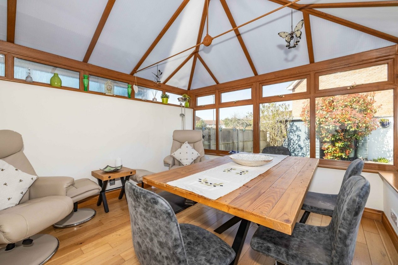Properties Under Offer in Lower Road Faversham