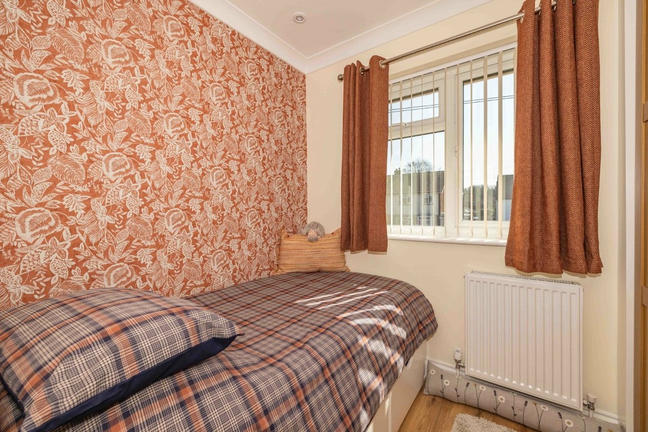 Properties Under Offer in Lower Road Faversham