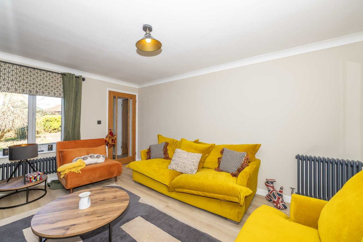 Properties For Sale in Lucilla Avenue Ashford