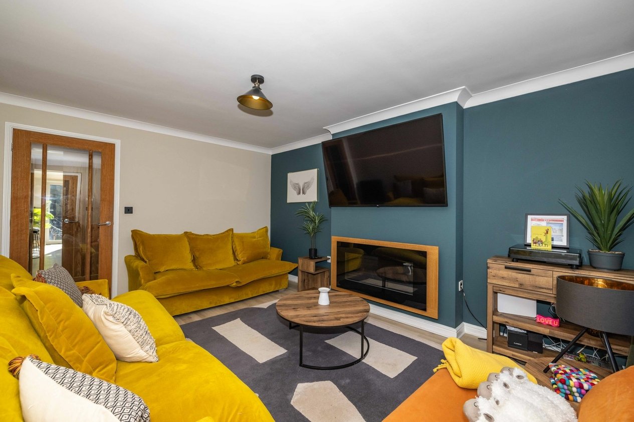 Properties For Sale in Lucilla Avenue  Ashford