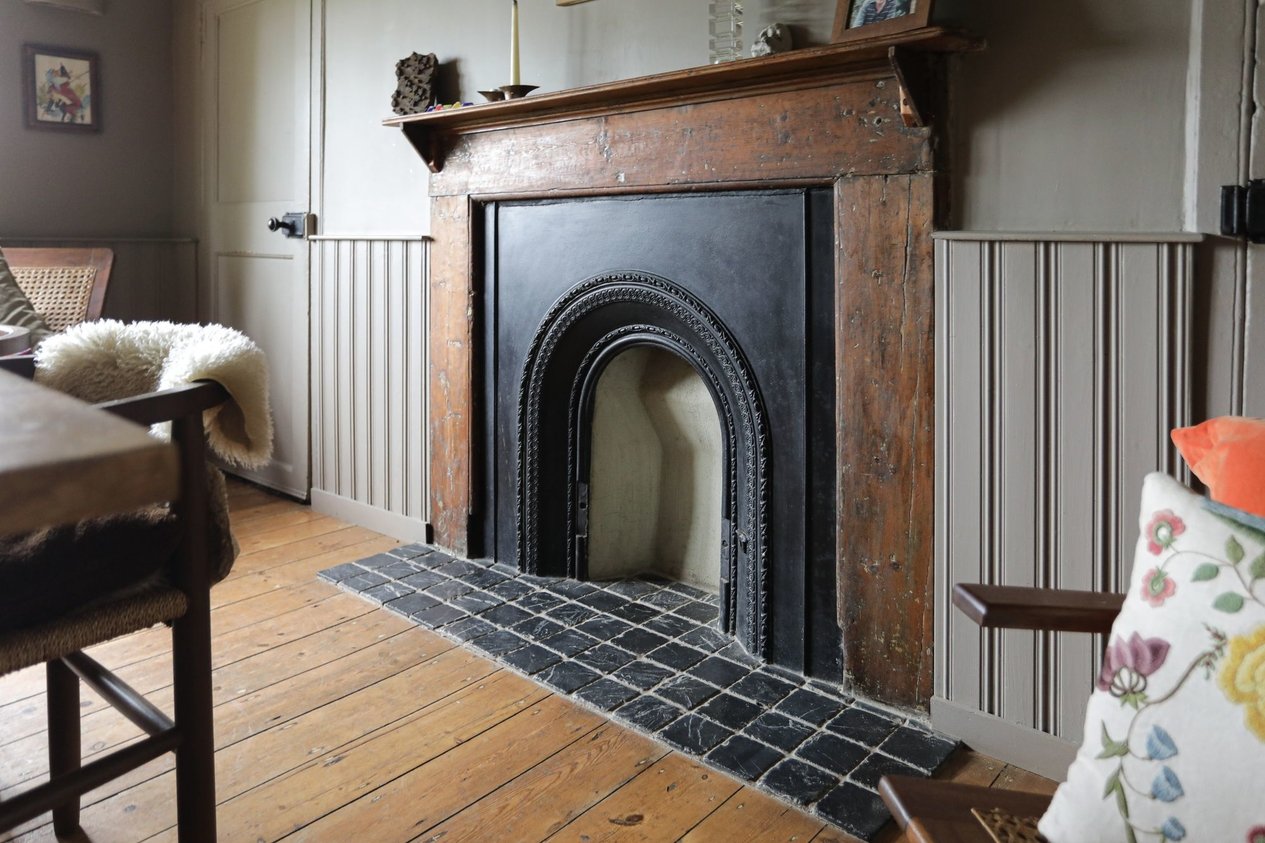 House Detached for sale in Luddenham,Faversham Miles & Barr