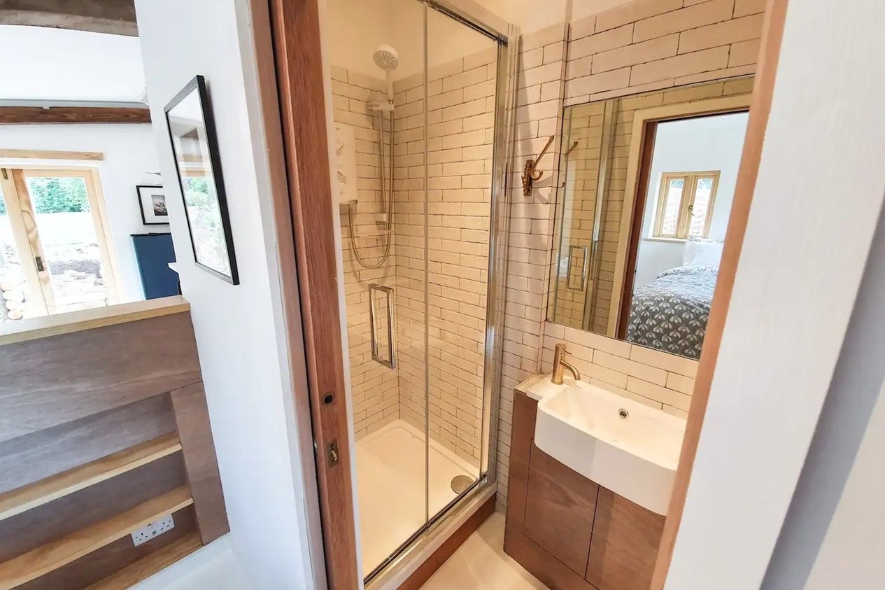 House Detached for sale in Luddenham,Faversham Miles & Barr