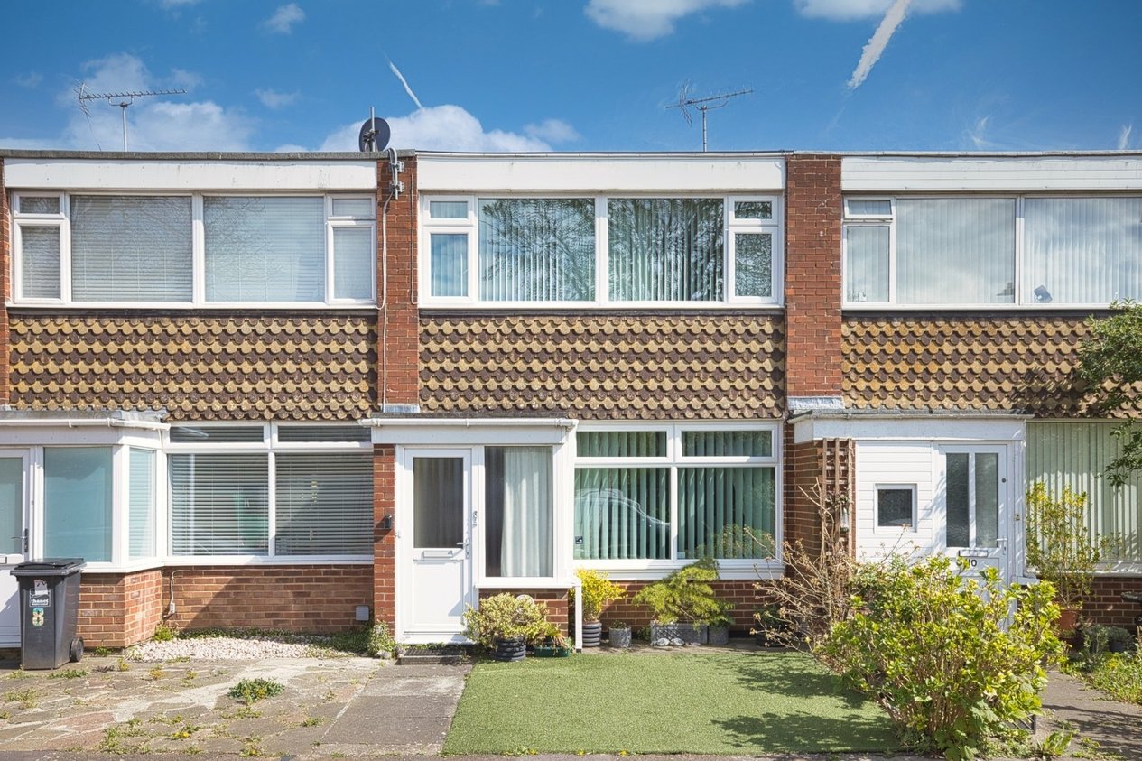 Properties Under Offer in Luton Court Broadstairs