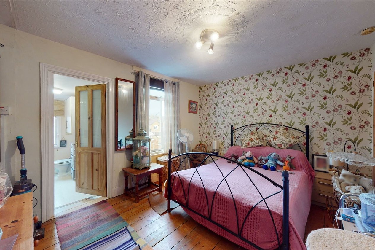 Properties For Sale in Luton Road Faversham