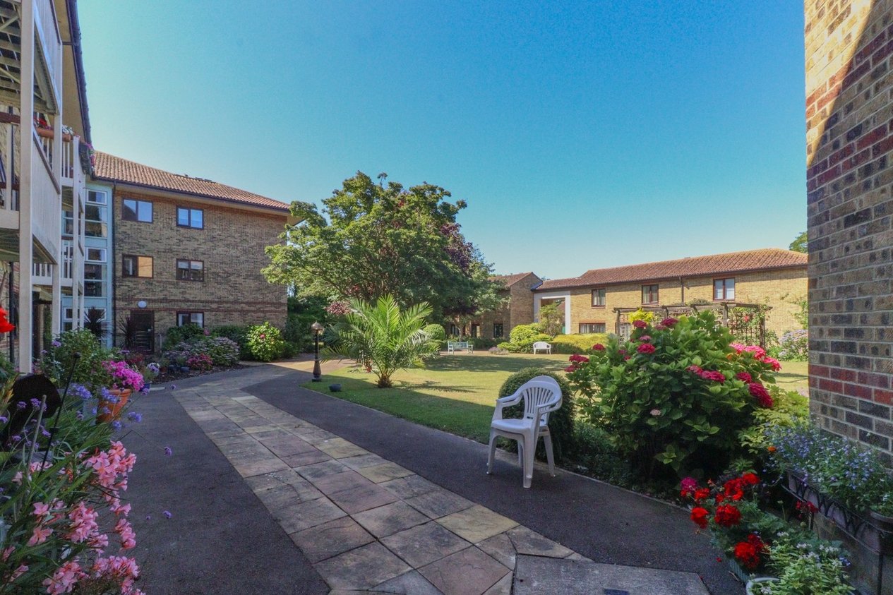 Properties For Sale in Lyell Road Birchington