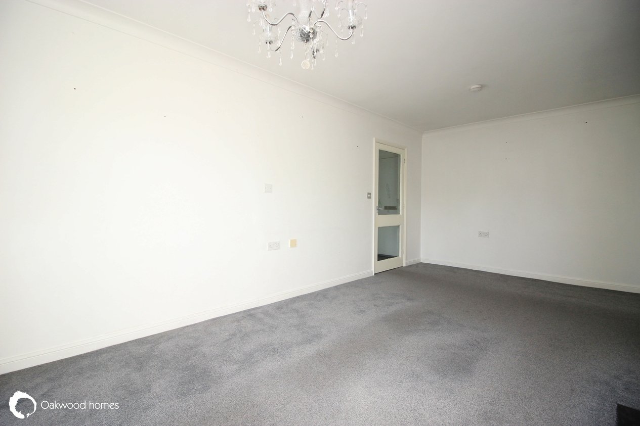 Properties Sold Subject to Contract in Lyell Road 