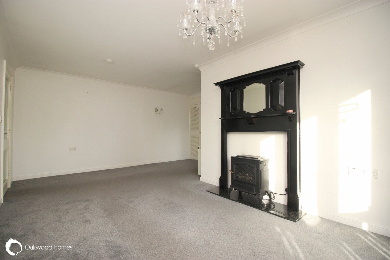 Properties Sold Subject to Contract in Lyell Road 