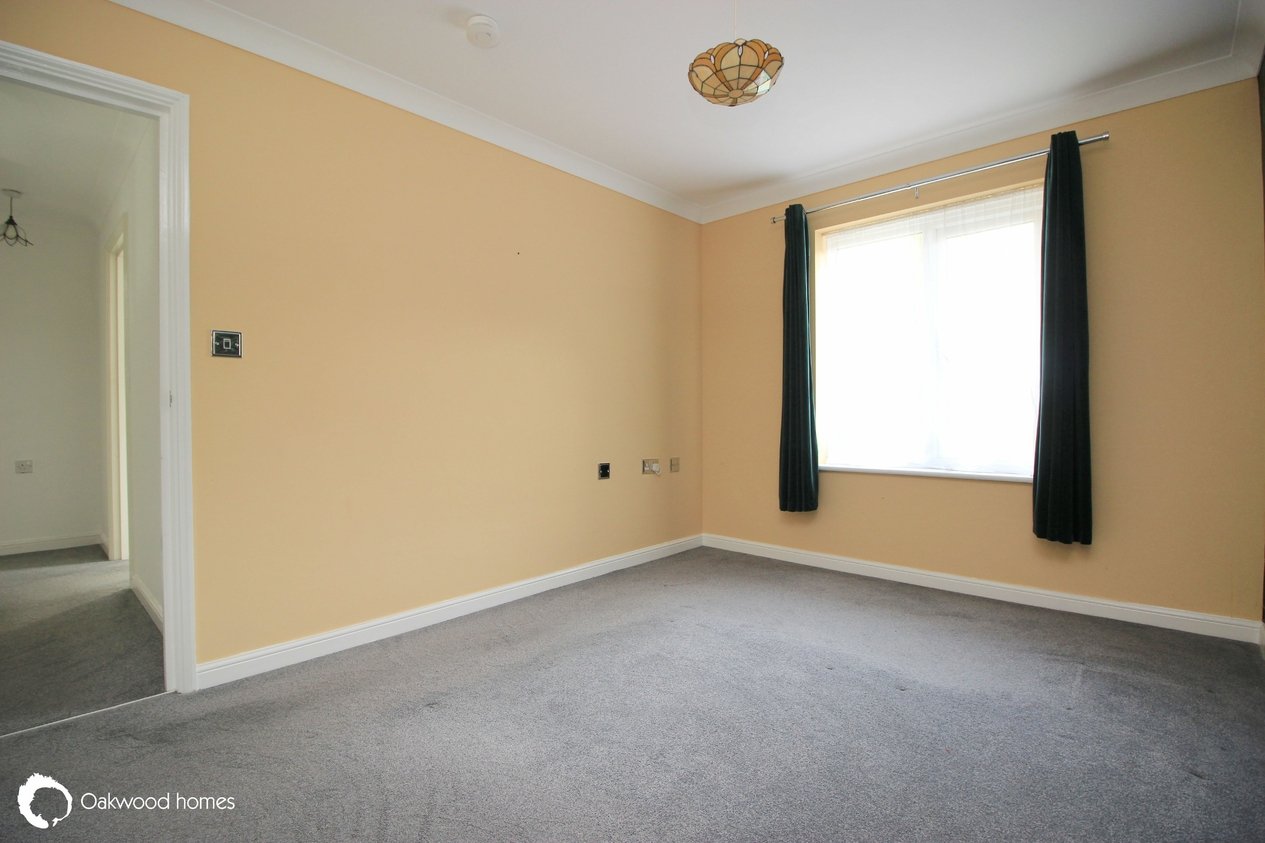 Properties Sold Subject to Contract in Lyell Road 