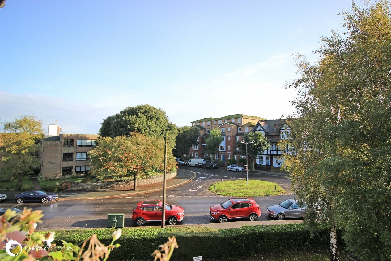Properties Sold Subject to Contract in Lyell Road 