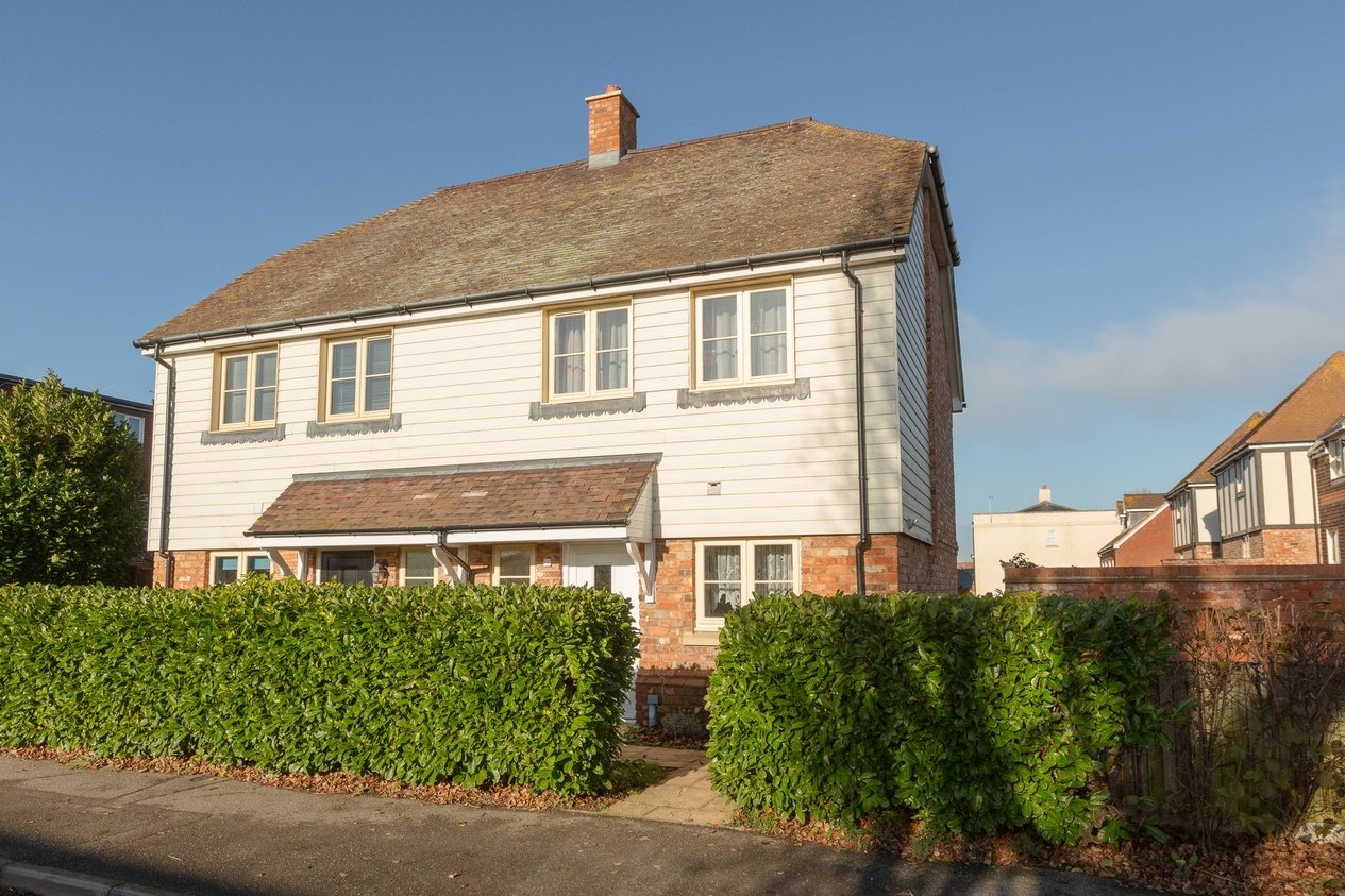 Properties For Sale in Lymington Road  Westgate-On-Sea
