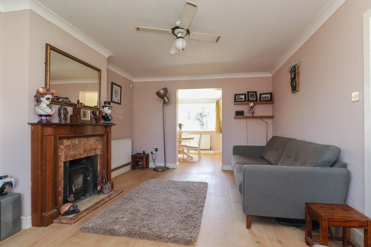 Properties Under Offer in Lymington Road Westgate-on-Sea