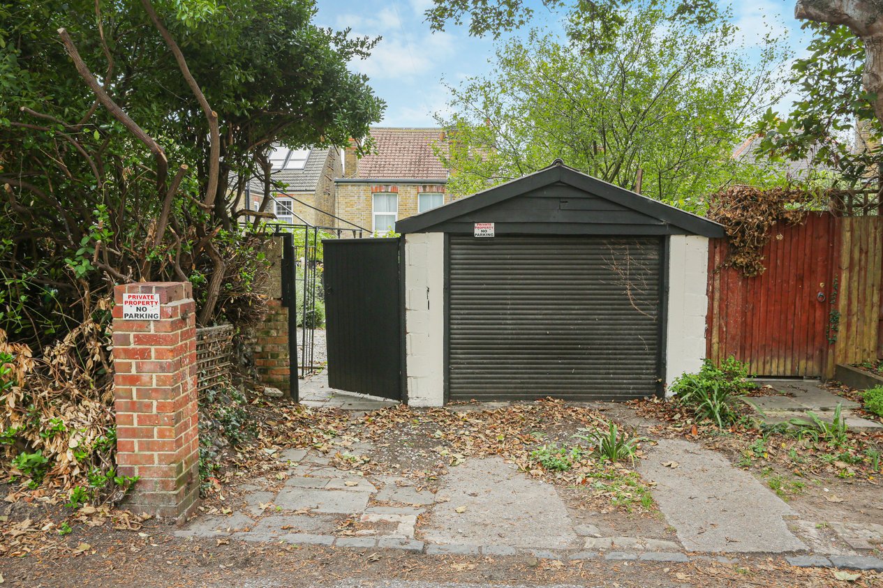 Properties Sold Subject to Contract in Madeira Road Margate
